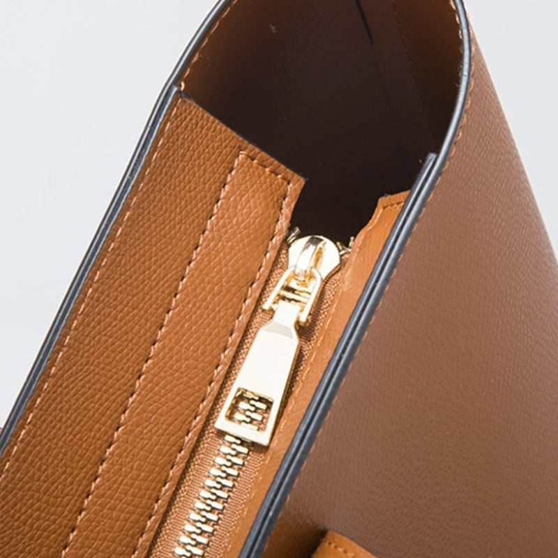 Assortiment féminin de sacs