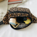 Banane femme ornée d'un motif léopard