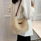 Bandoulière avec sac en paille