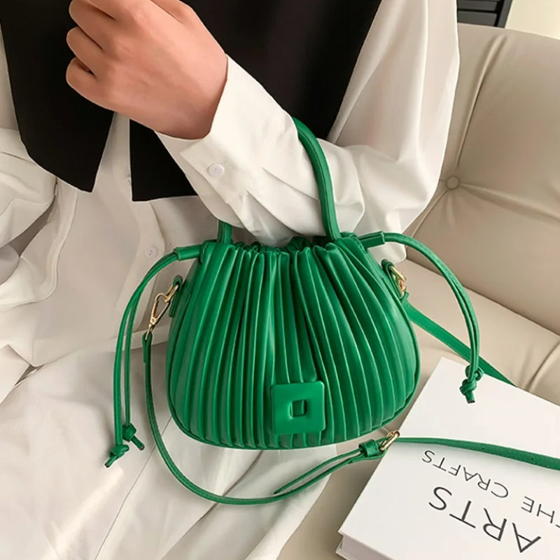 Bourse femme au format sac à main