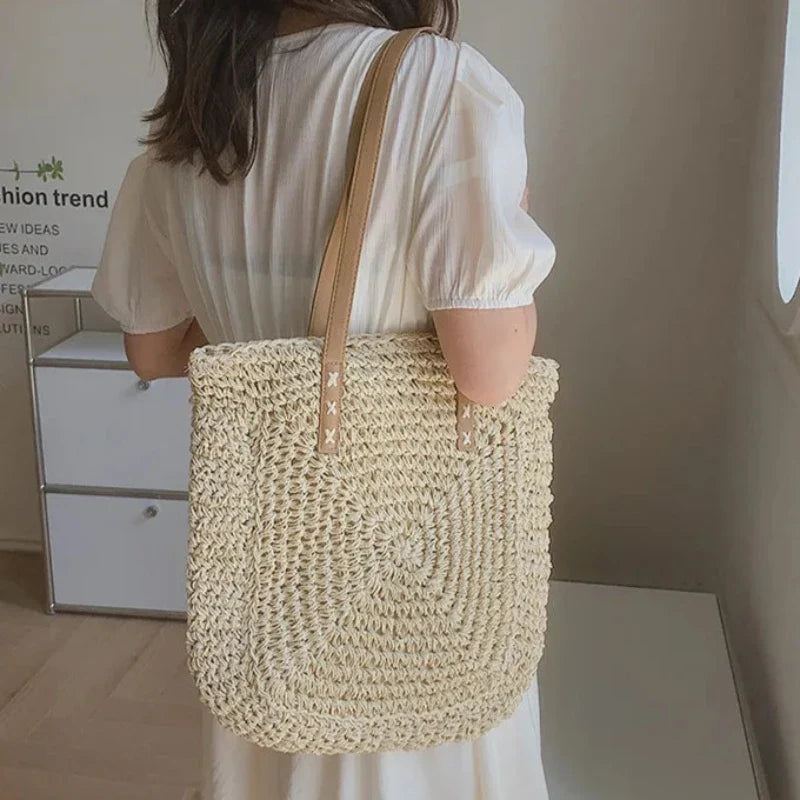 Cabas moderne à l'esprit bohème