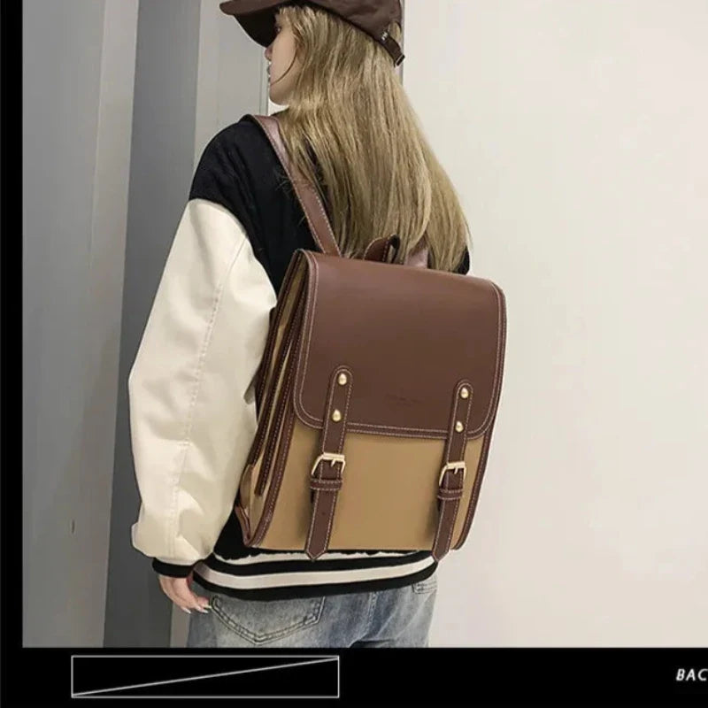 Cartable féminin au look rétro