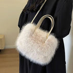 Doux sac à main élégant en fausse fourrure