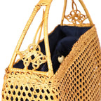 Élégant petit sac mêlant paille et bambou
