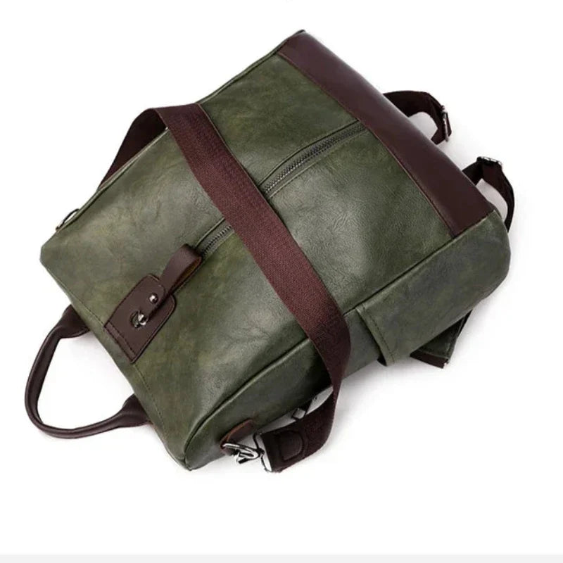 Élégant sac femme kaki porté à main et dos