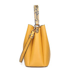 Ensemble composé d’un sac et d’une pochette assortie