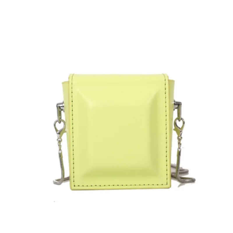 Format rectangle pour petit sac à main