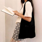 Grand sac textile porté main au style bohème chic