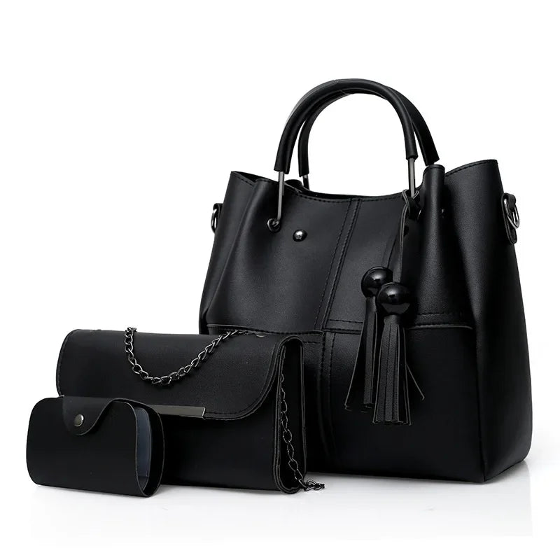 Lot féminin de sacs à main trois pièces