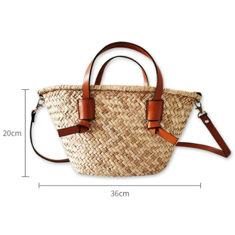 Panier féminin de plage