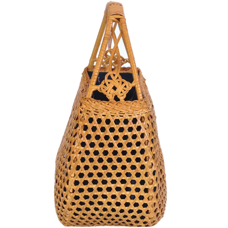 Petit format de sac élégant en paille et bambou