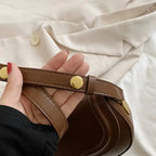Petit sac à main doté d’un rabat