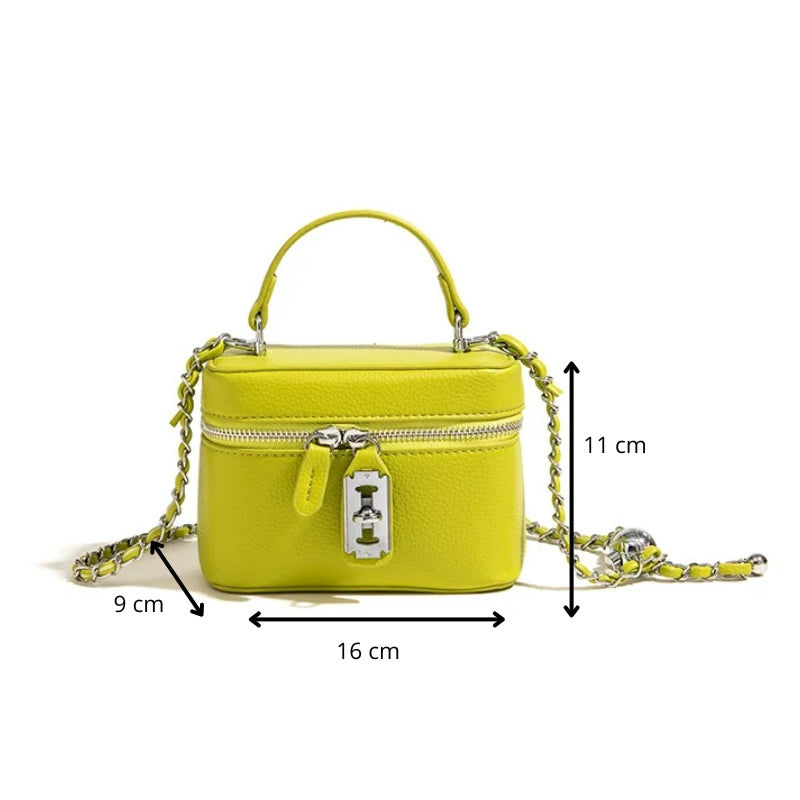 Petit sac en forme de boîte avec bandoulière