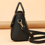 Petit sac raffiné porté à la main