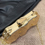 Pochette de soirée style géométrique
