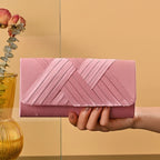 Pochette pour soirée au style moderne et rose