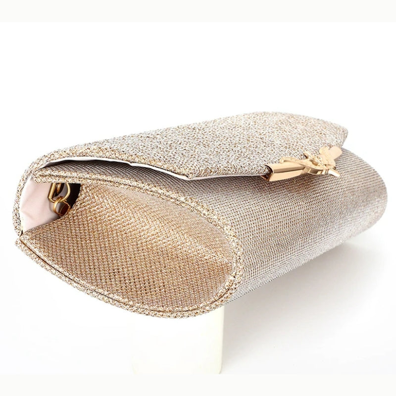 Pochette soirée au style luxueux