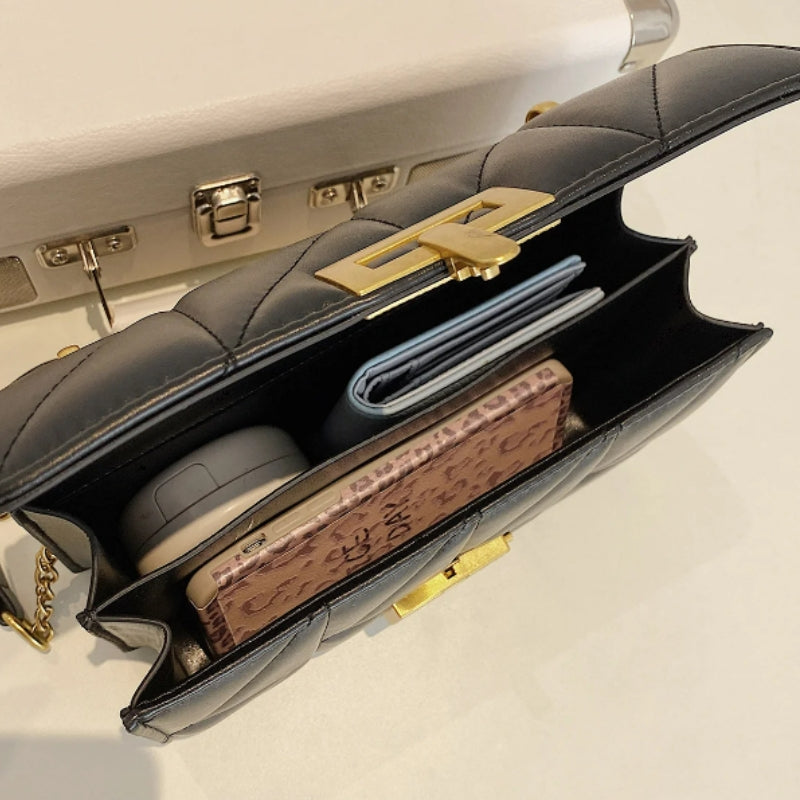 Sac à bandoulière chaînée de luxe