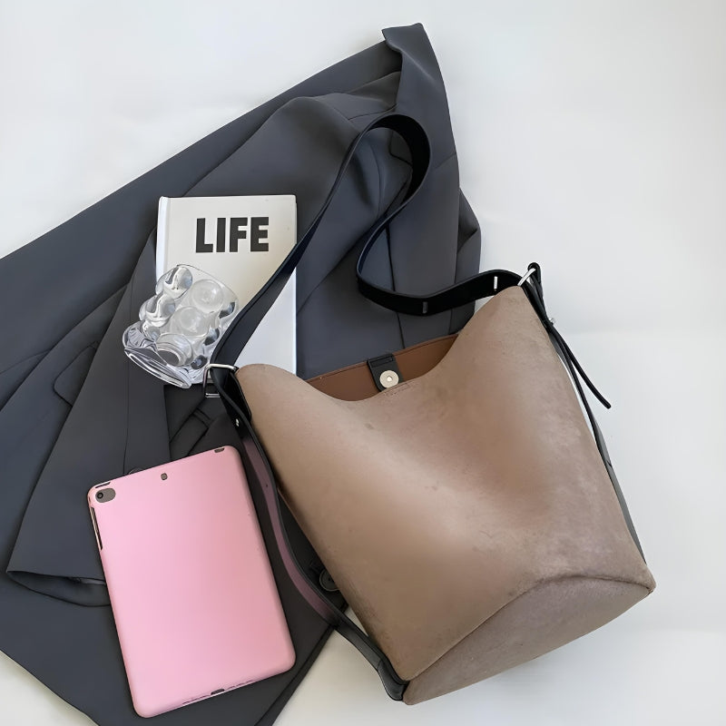 Sac à bandoulière féminin de forme seau