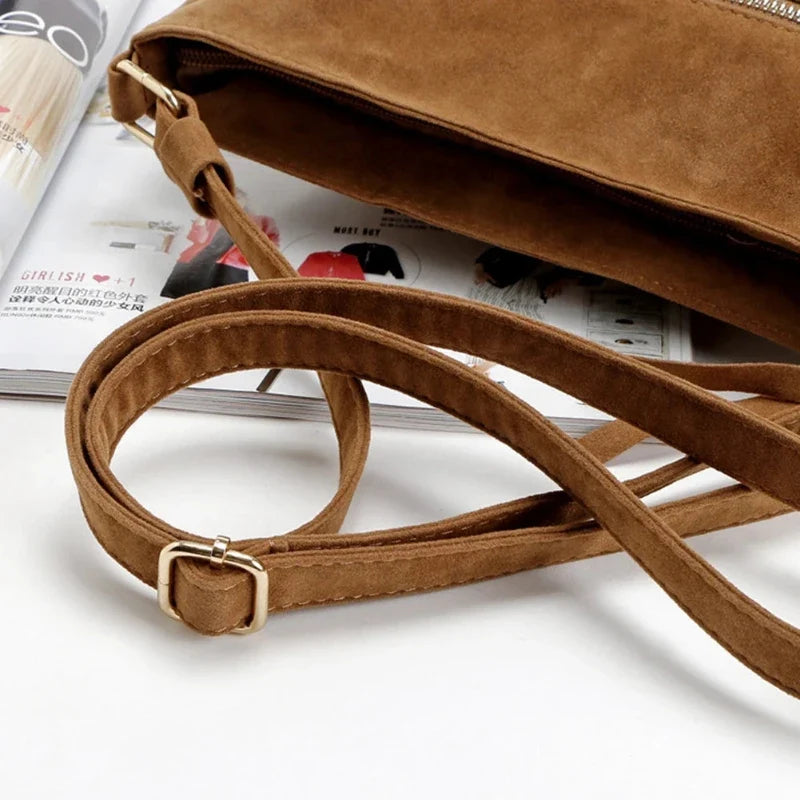 Sac à bandoulière pour femme marron en simili suédine