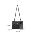 Sac à chaîne noir et matelassé