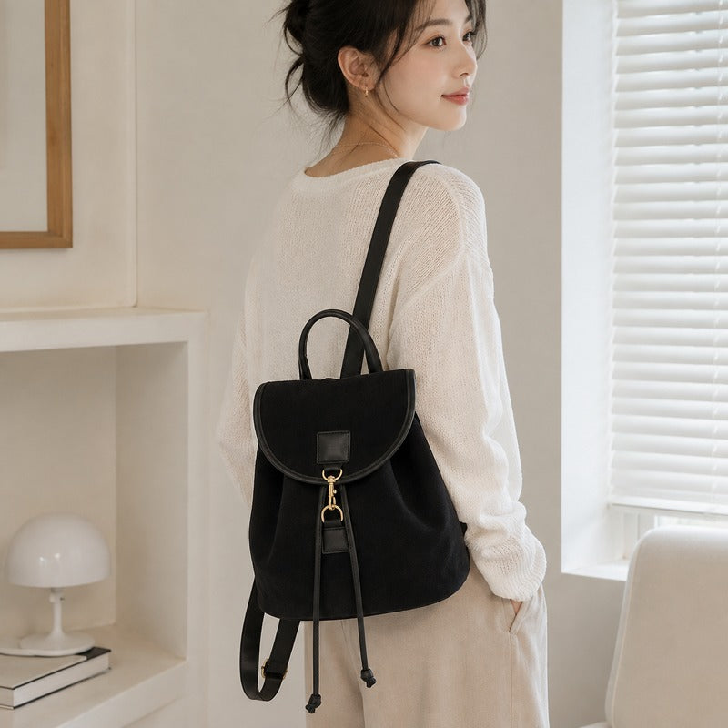Sac à dos aspect daim au style chic et élégant
