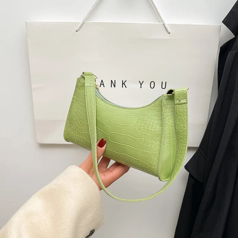 Sac à effet matelassé, luxueux et format baguette