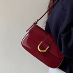 Sac à main baguette au rendu luxueux