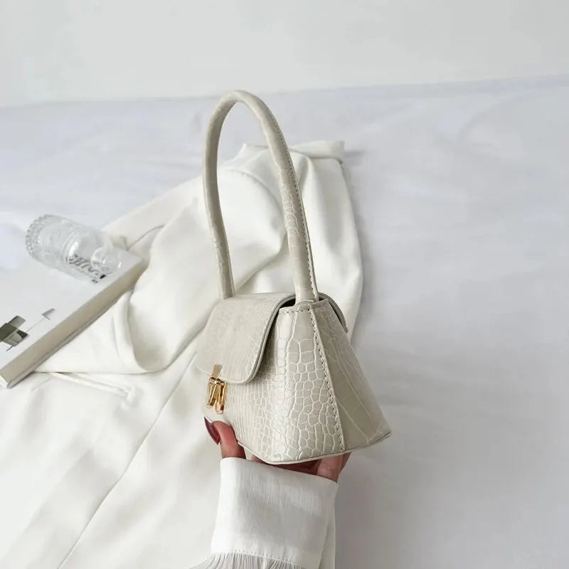 Sac à main baguette blanc raffiné en simili