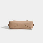 Sac à main baguette d'allure chic avec anse élégante