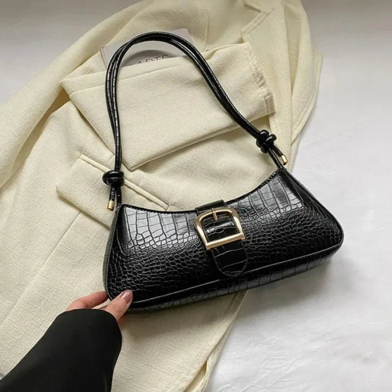 Sac à main baguette en simili avec boucle en métal chic