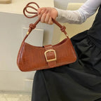 Sac à main baguette simili à boucle métallique chic