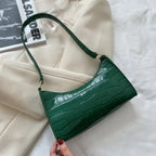 Sac à main baguette vert style crocodile