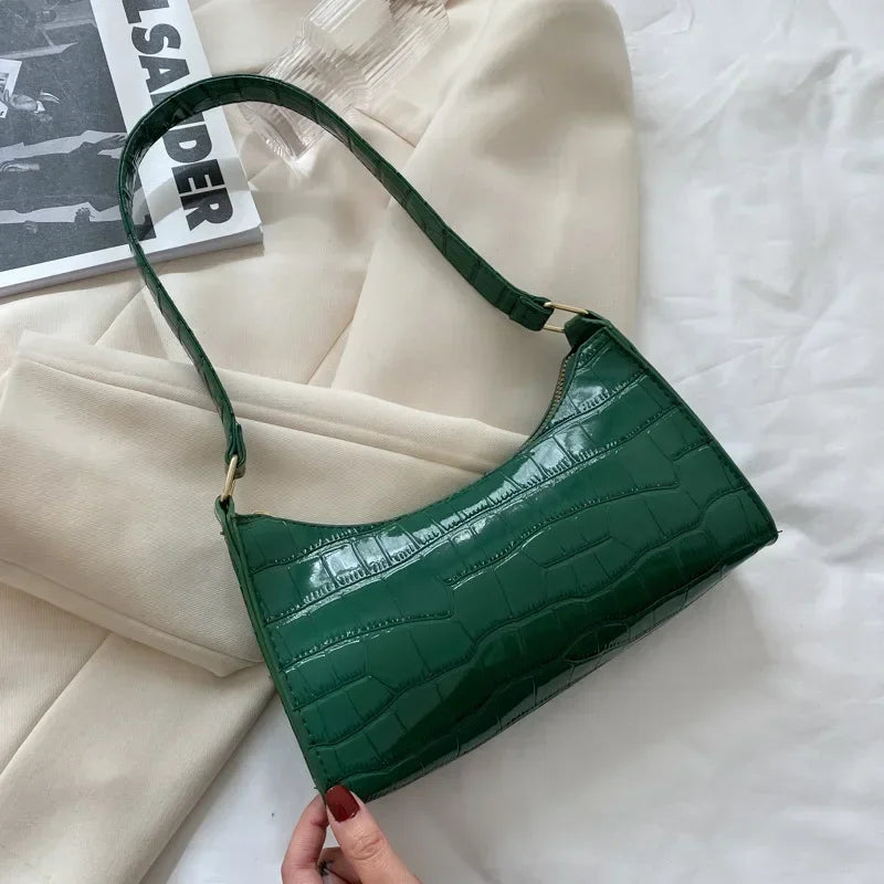 Sac à main baguette vert style crocodile