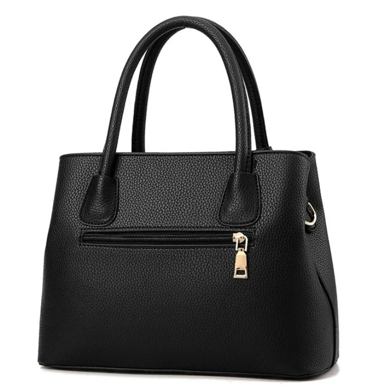 Sac à main bandoulière au format carré
