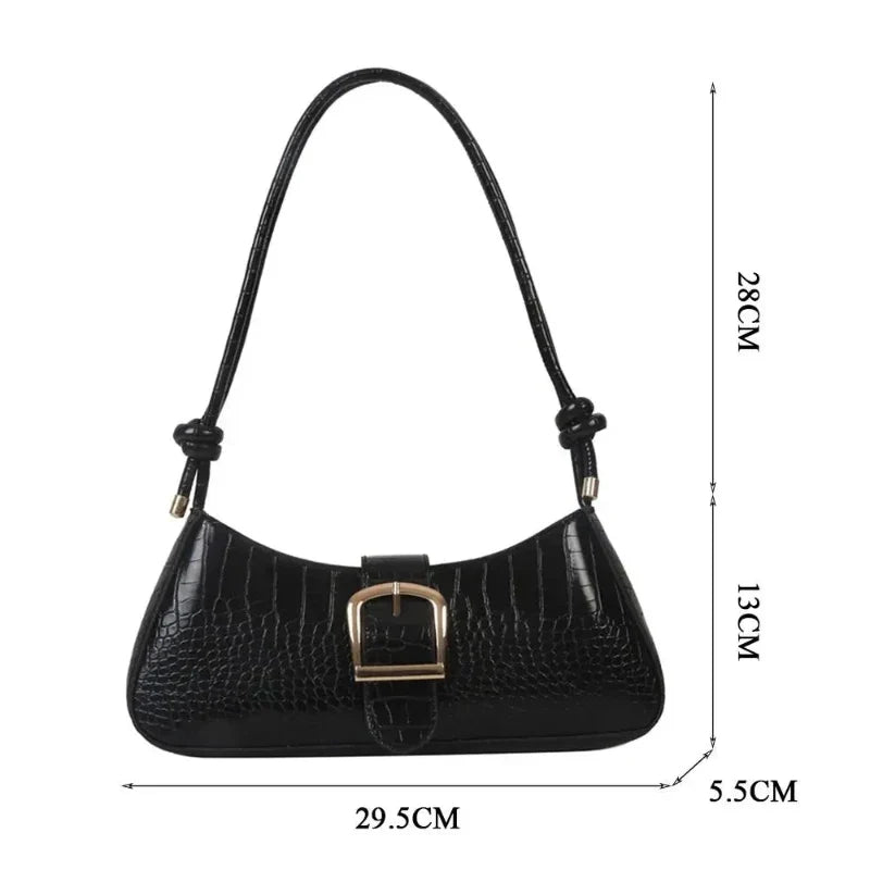 Sac à main chic format baguette en simili avec boucle métallique