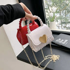 Sac à main destiné aux fillettes de 12 ans