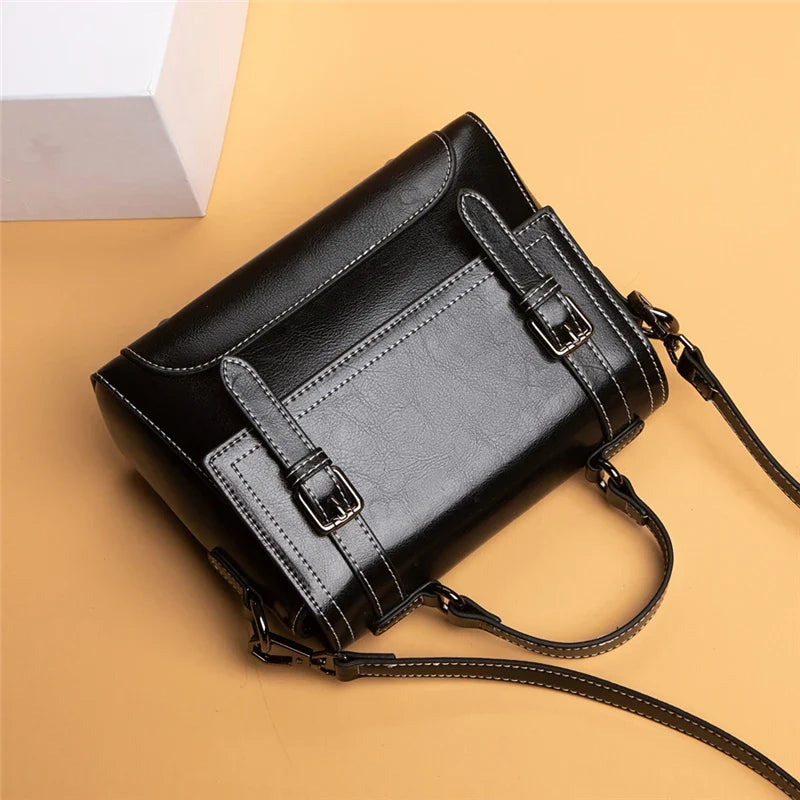 Sac à main effet cartable en cuir noir pour femme