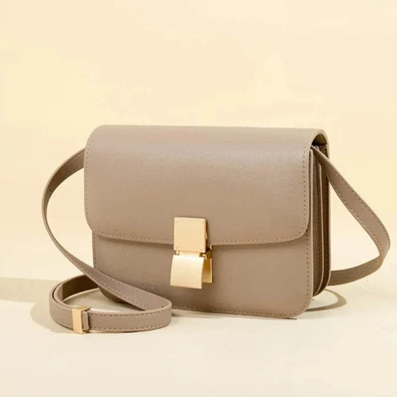 Sac à main en cuir féminin élégant et minimaliste