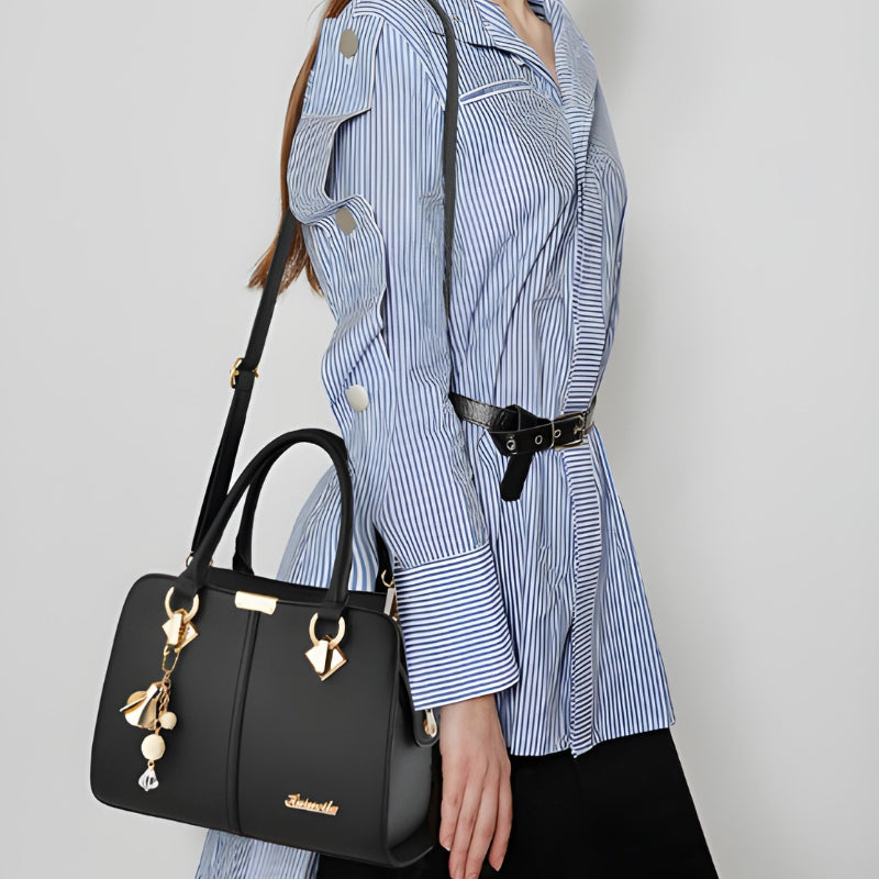 Sac à main féminin avec breloque