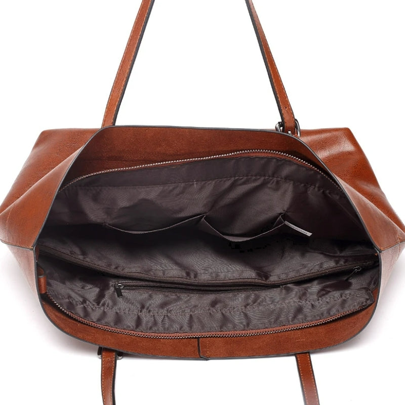 Sac à main féminin confectionné en cuir souple