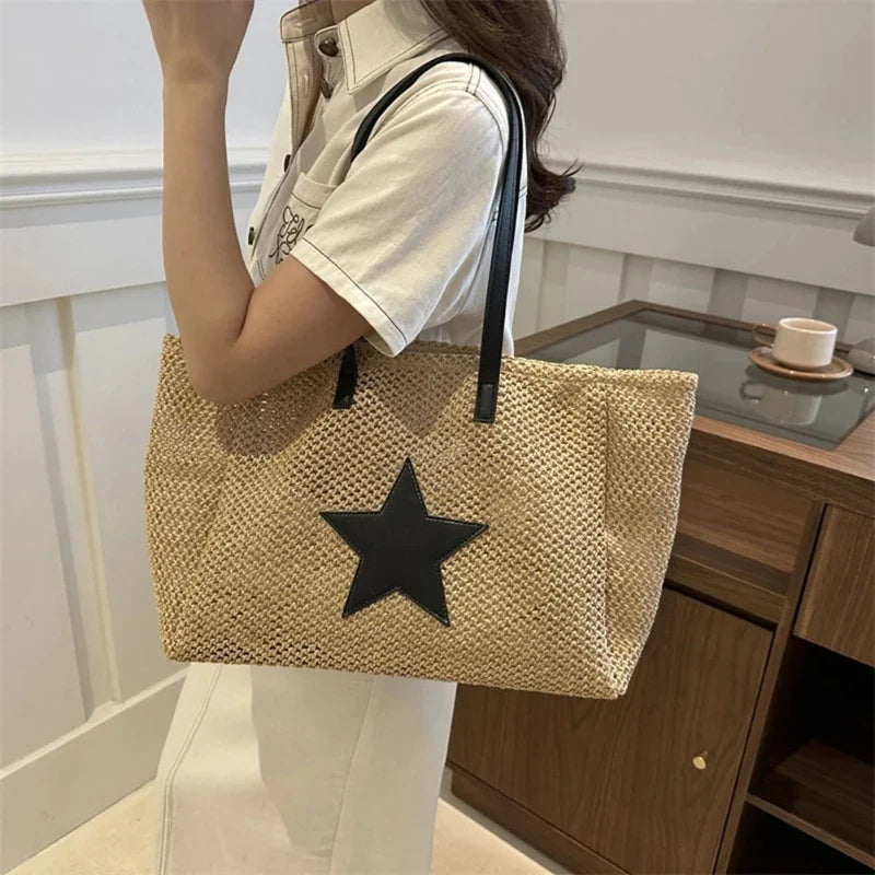 Sac à main grand format en raphia indémodable