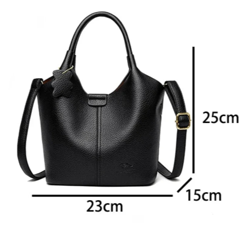 Sac à main luxe noir muni d’une bandoulière