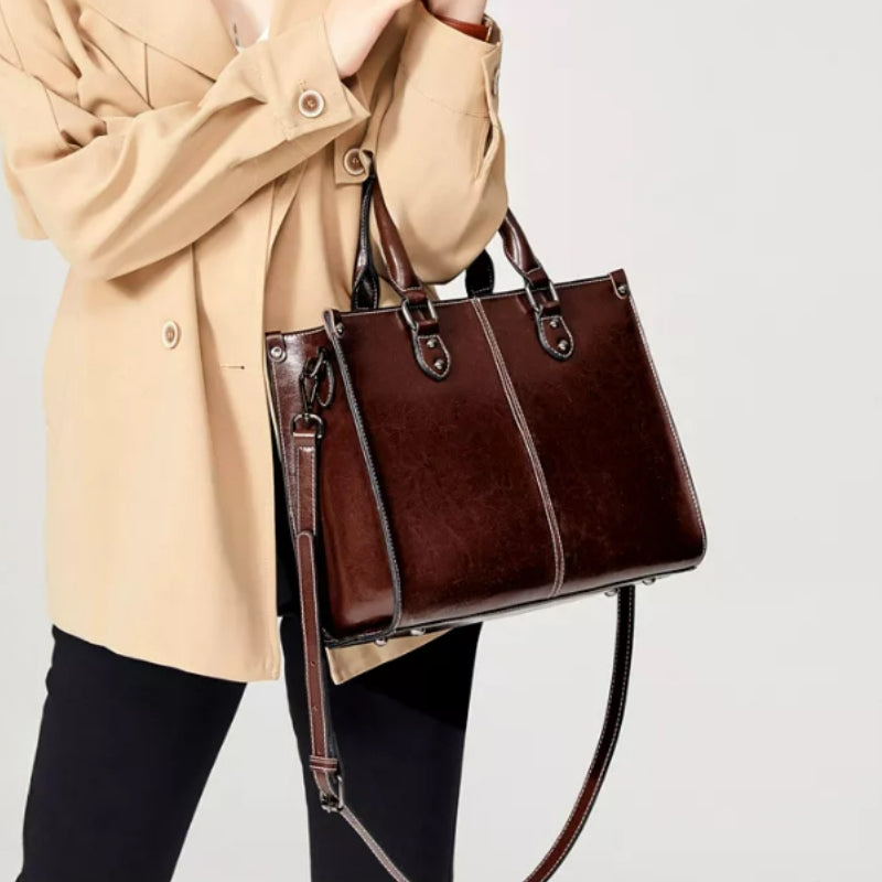 Sac à main matière cuir marron