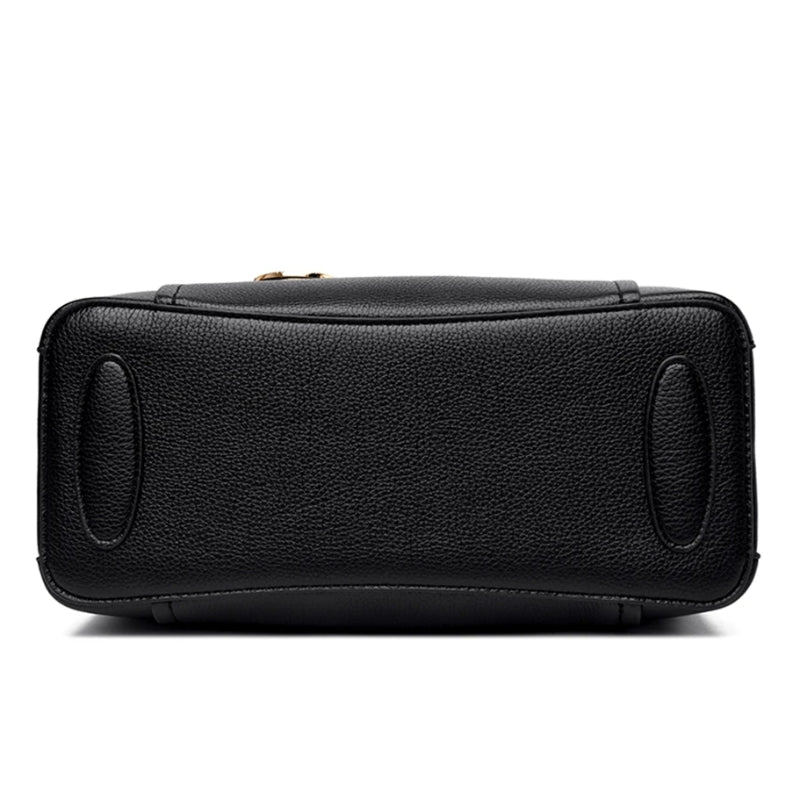Sac à main noir destiné aux femmes