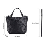 Sac à main orné d’un motif géométrique