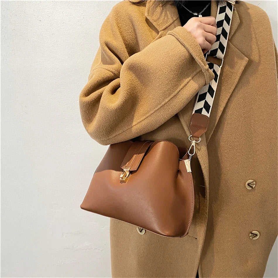 Sac à main pour femme avec large bandoulière