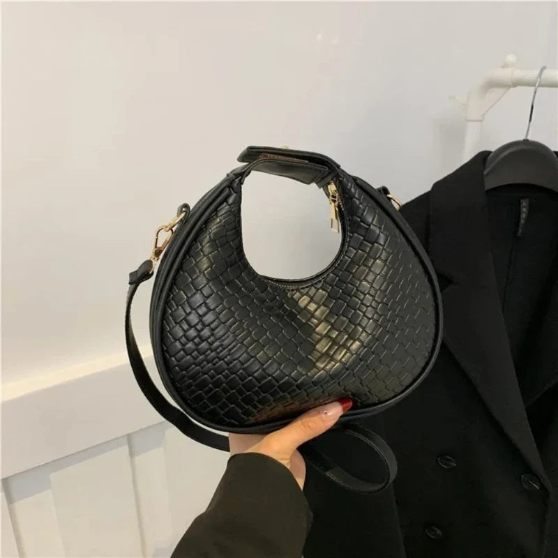 Sac à main raffiné avec design baguette tressé