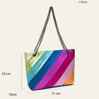 Sac à main rayé multicolore au design moderne