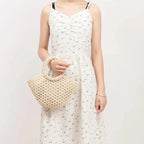 Sac à main style panier en perles de bois
